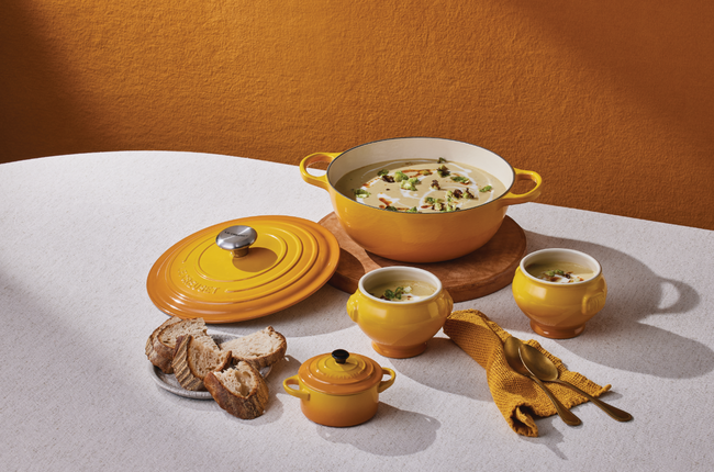 Le Creuset Cast Iron Signature Soup Pot 26cm NectarNectar image number 5